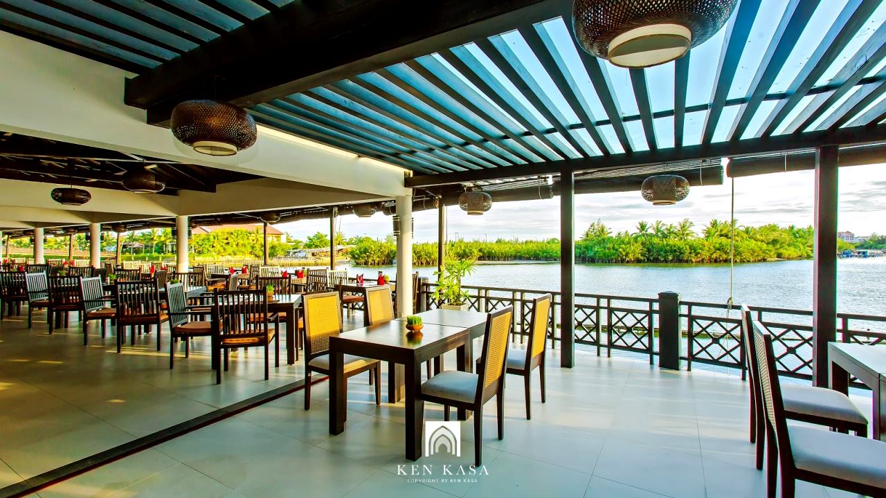 Nhà hàng River Breeze tại Hội An Beach Resort